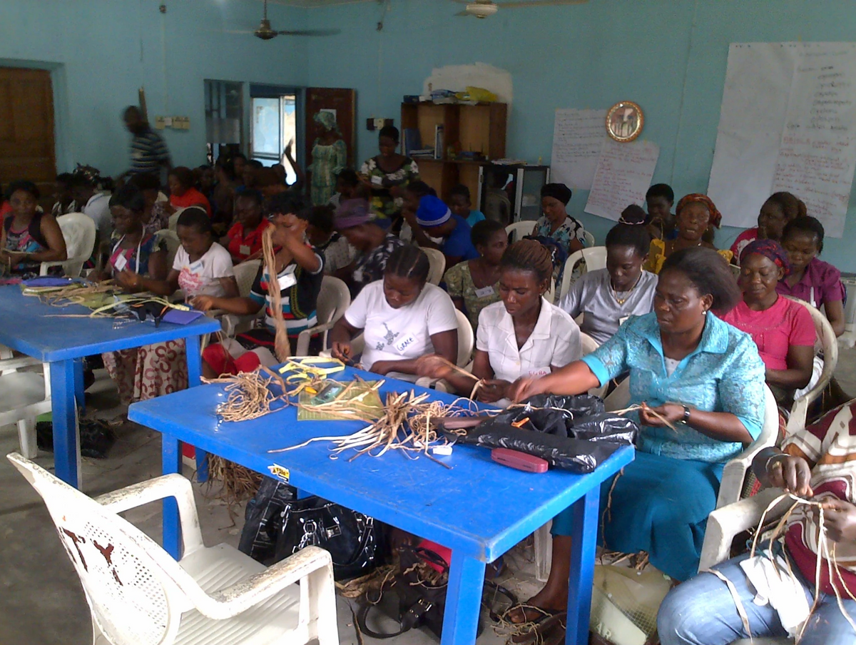Weaving in the Niger Delta Creeks